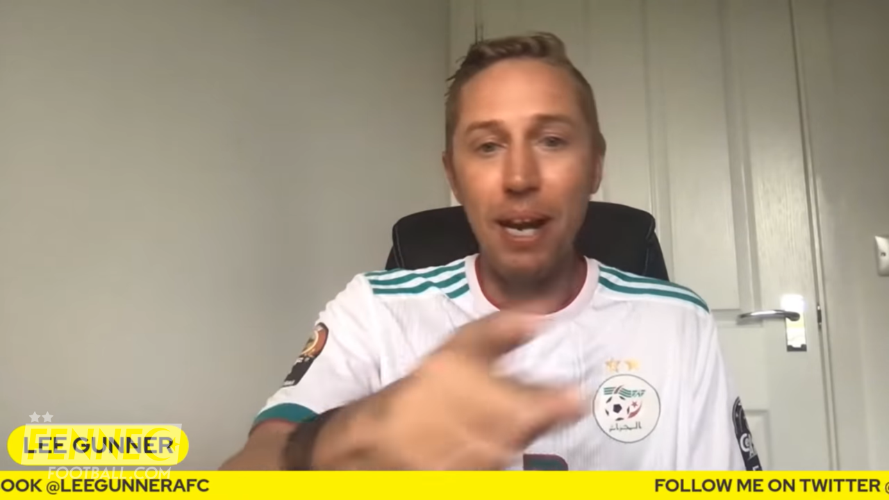Insolite : Un Youtubeur anglais déclare sa flamme à l'équipe d'Algérie et Riyad Mahrez !