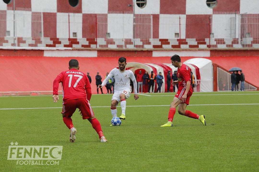 Un club français tout proche de signer Amir Sayoud !