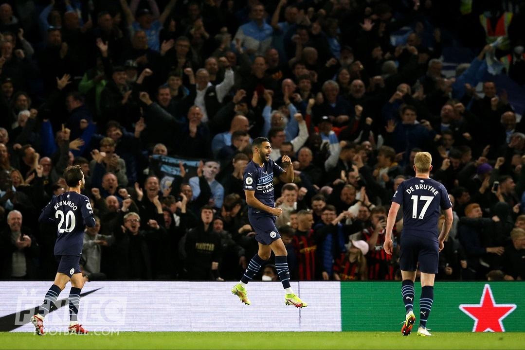 Riyad Mahrez marque un beau but après sa courte entrée en jeu (Vidéo)