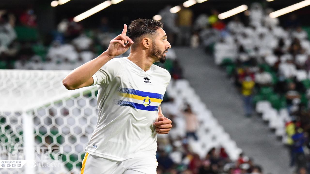 Seul face à un gardien battu, Ishak Belfodil rate un but tout fait (Vidéo)