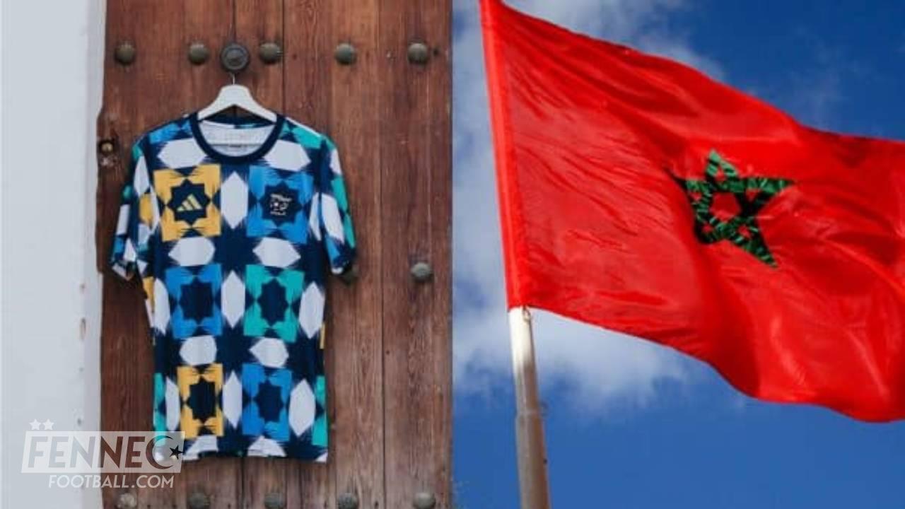 Un journaliste égyptien portant le maillot de l'équipe d'Algérie provoque le Maroc (Vidéo)