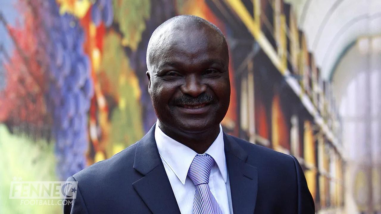 Après avoir porté le drapeau du Maroc, Gradel fracassé par Roger Milla