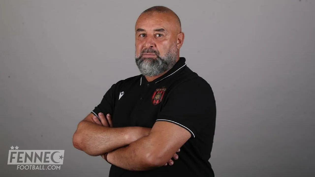 OFFICIEL - Le nouveau club de Abdelhak Benchikha annoncé !
