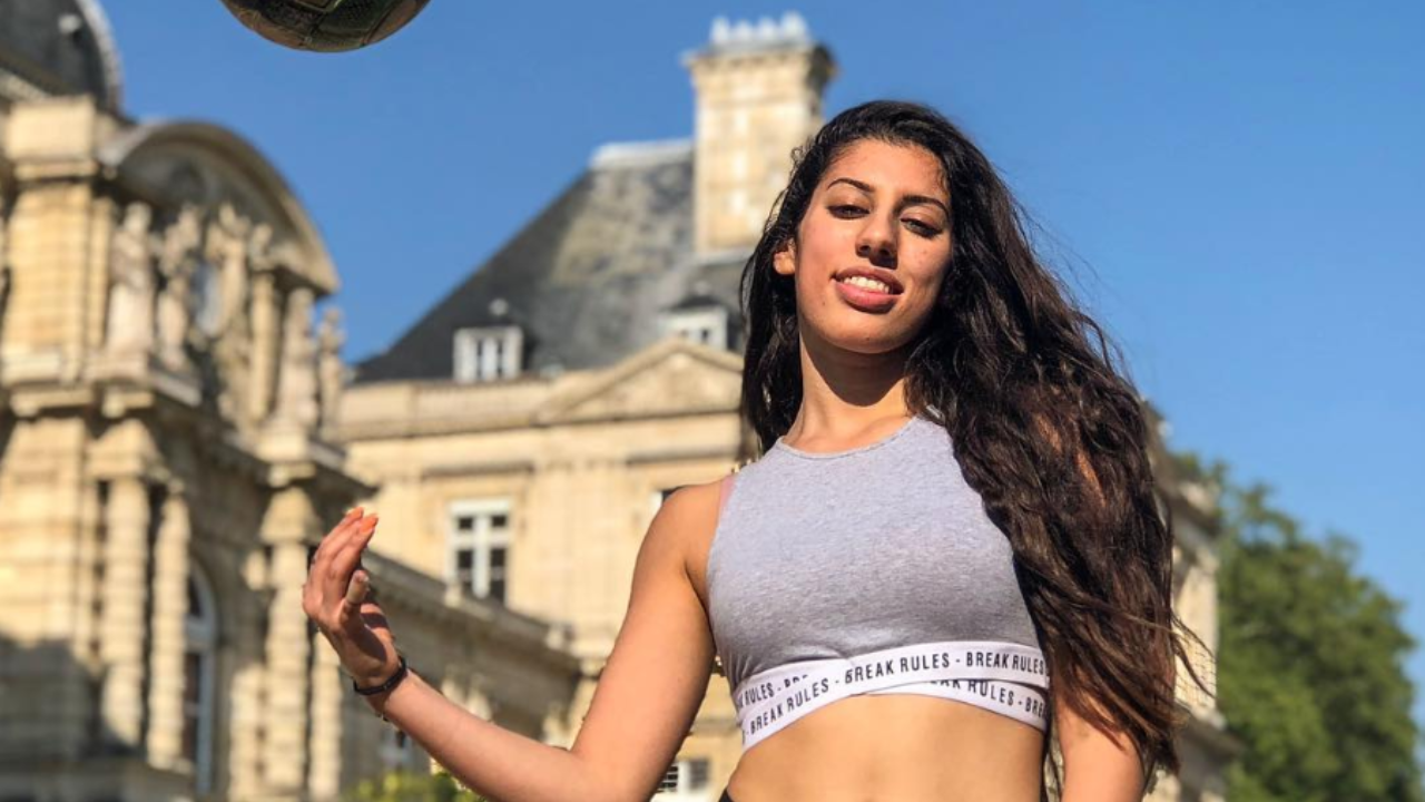 La Freestyleuse franco algérienne Lisa Zimouche fait des ravages en Algérie