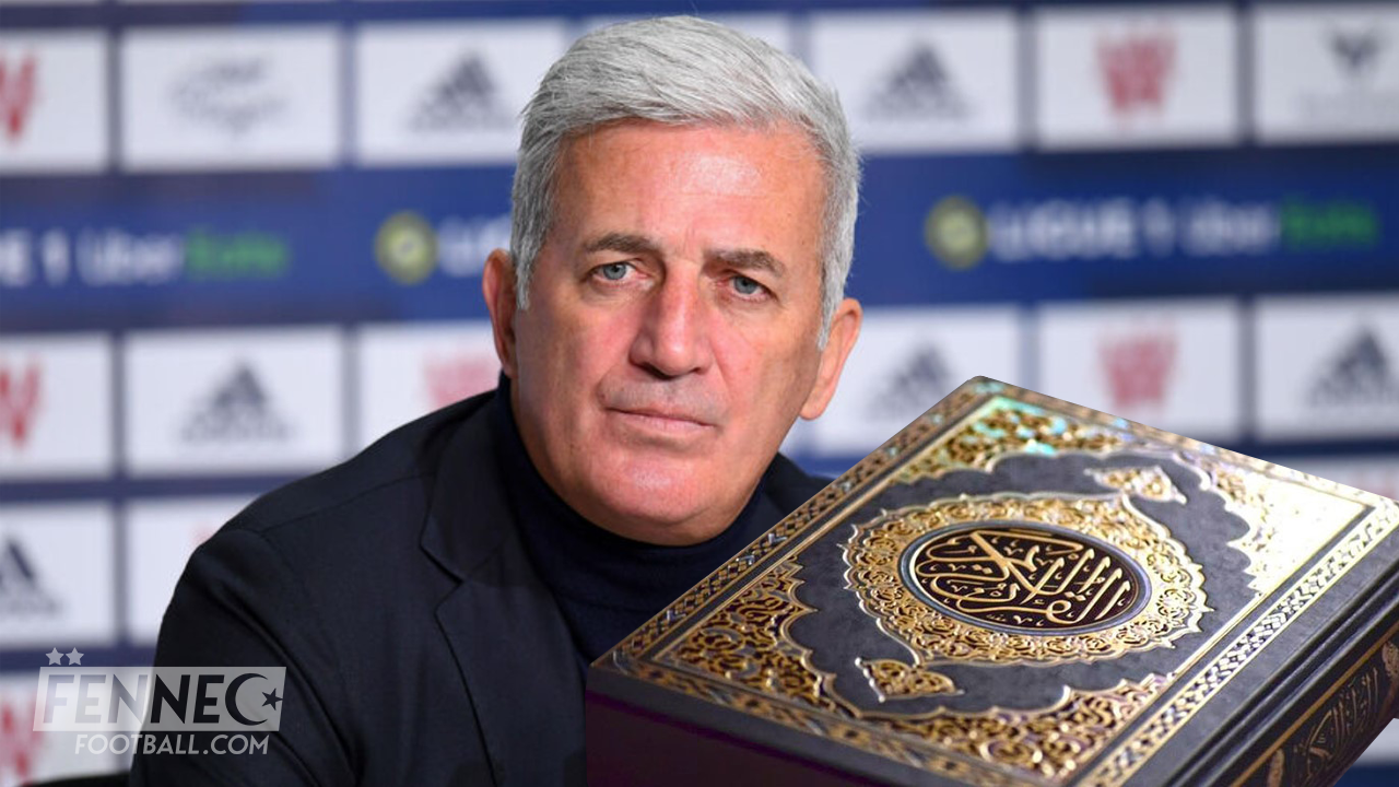 Un geste inattendu : un journaliste offre un exemplaire du Coran à Vladimir Petkovic ! (Photo)