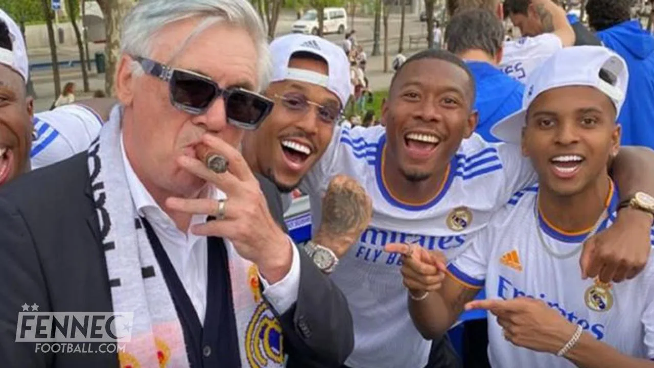 Insolite : Djamel Benlamri s'inspire de Carlo Ancelotti en fumant un cigare (Photo)