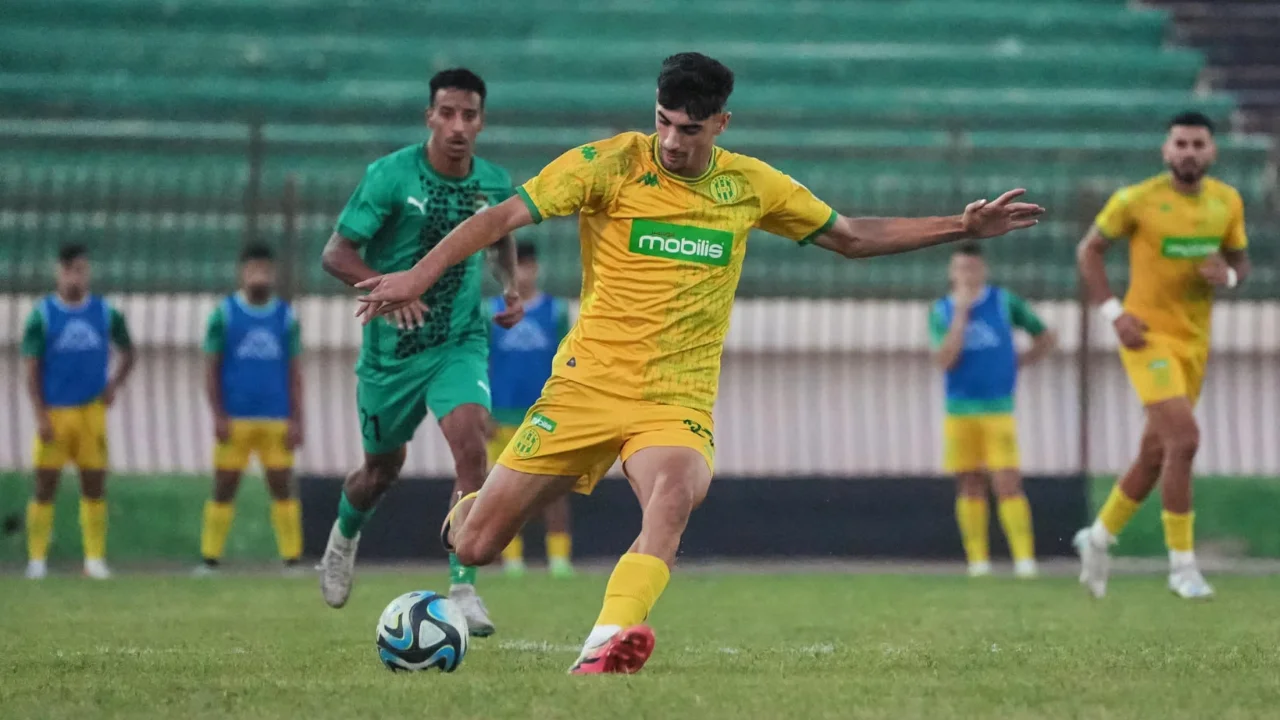 Redouane Berkane cloue le bec aux fans de la JSK