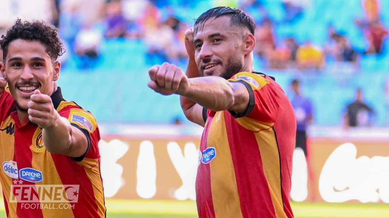 ES Tunis : Le geste surprenant de Youcef Belaili à son remplaçant