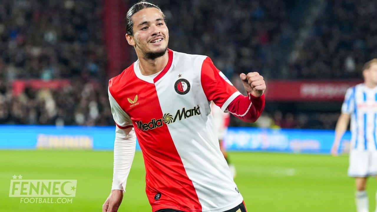 Anis Hadj Moussa se transforme en Messi : un défenseur à terre et... but (Vidéo)