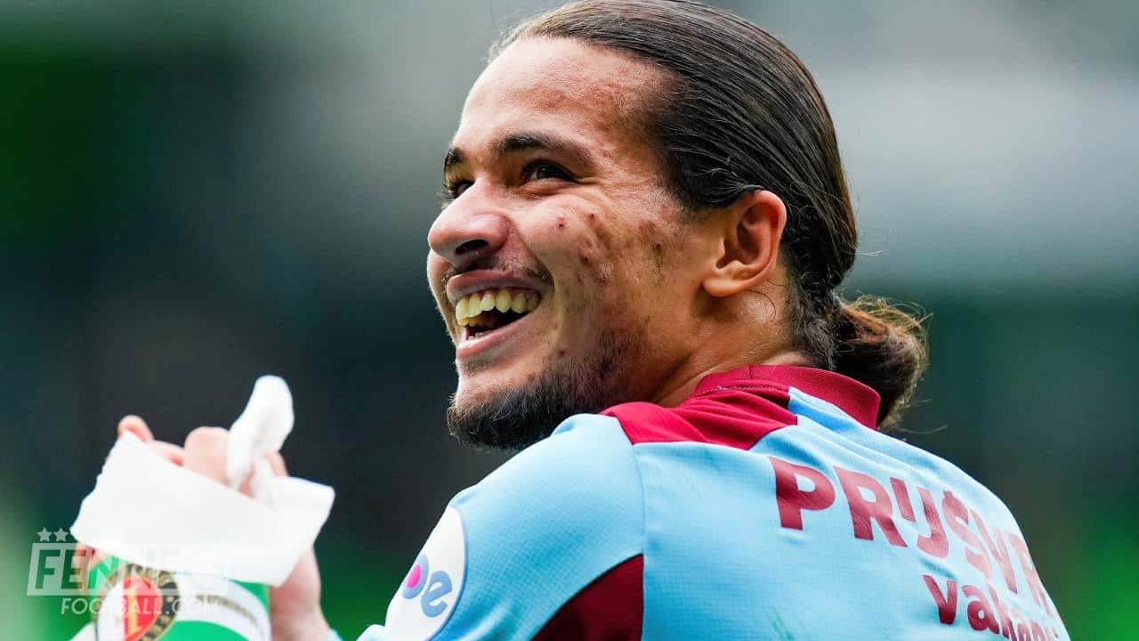Une légende de Feyenoord s’interroge sur le brassard de capitaine confié à Hadj Moussa