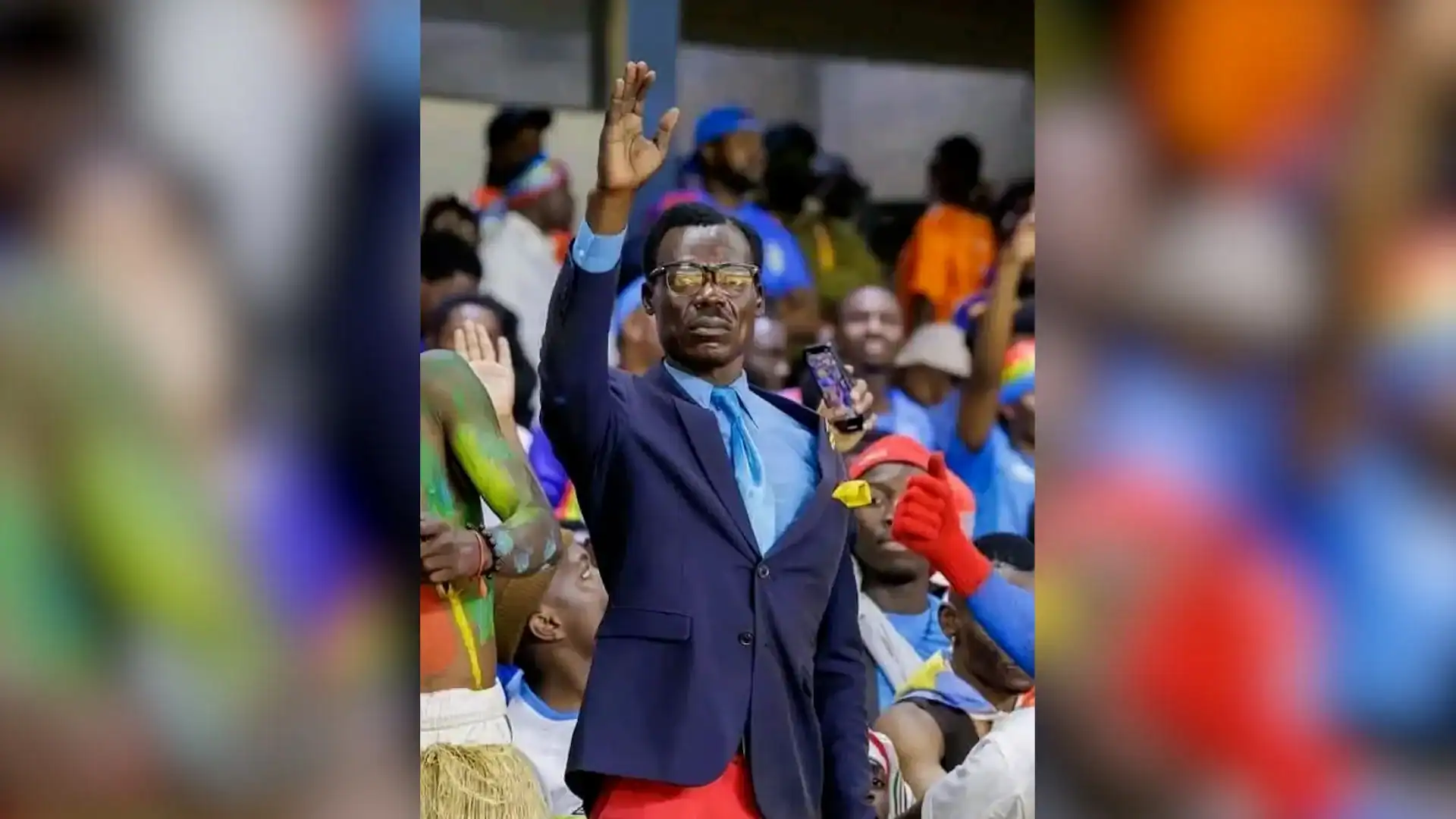 Le supporter immortalisant "Lumumba" refuse une demande du Maroc